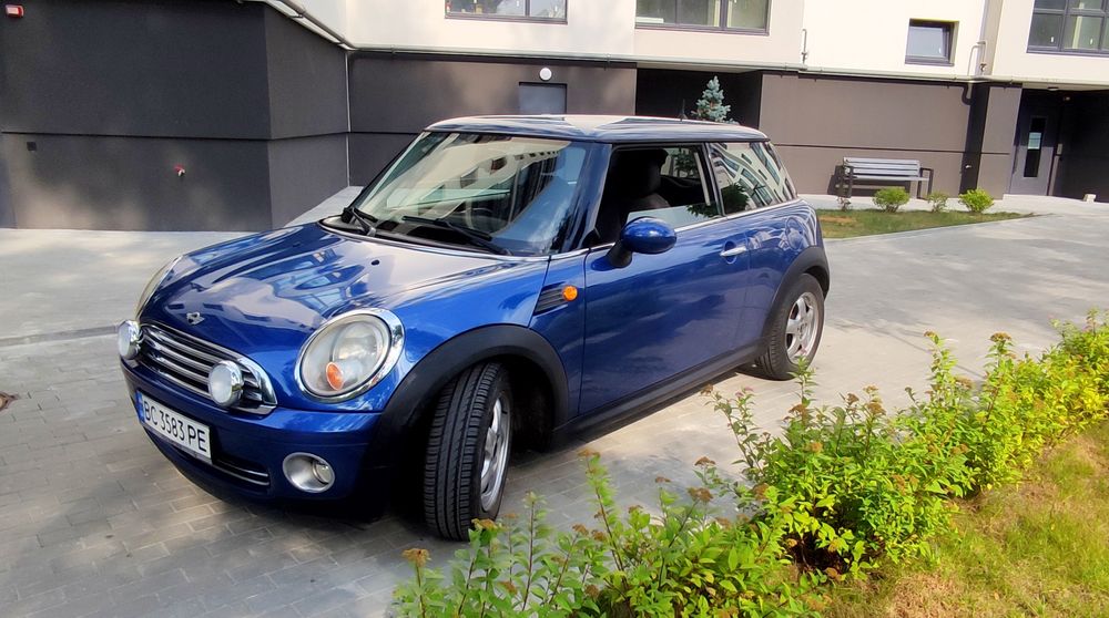 Mini one міні  ван легковий хетчбек