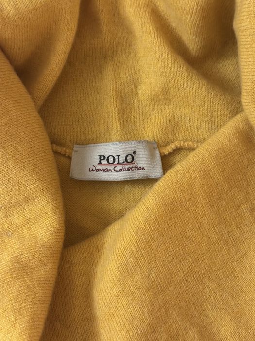 Sweterek damski z dużym golfem wełna