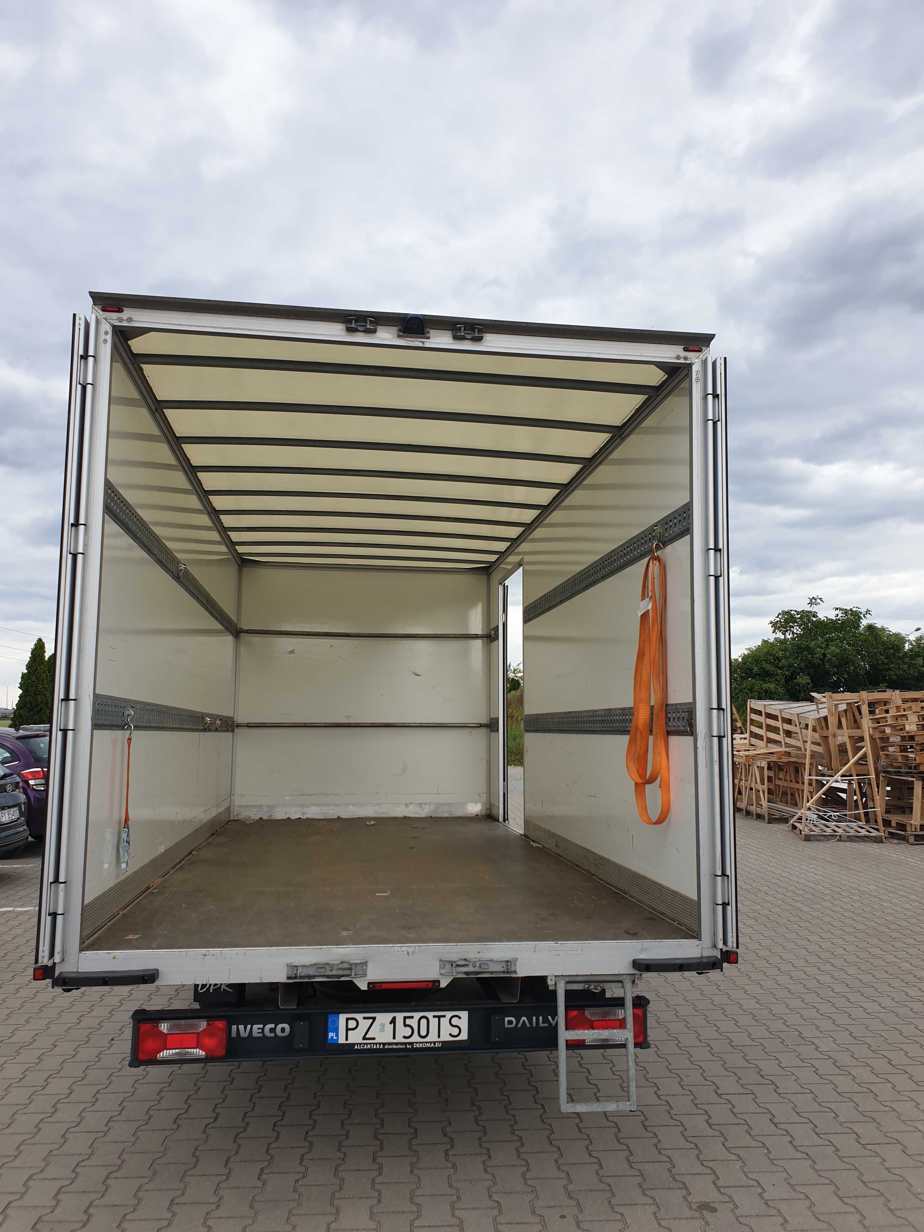 Iveco Daily 35S18 niski przebieg