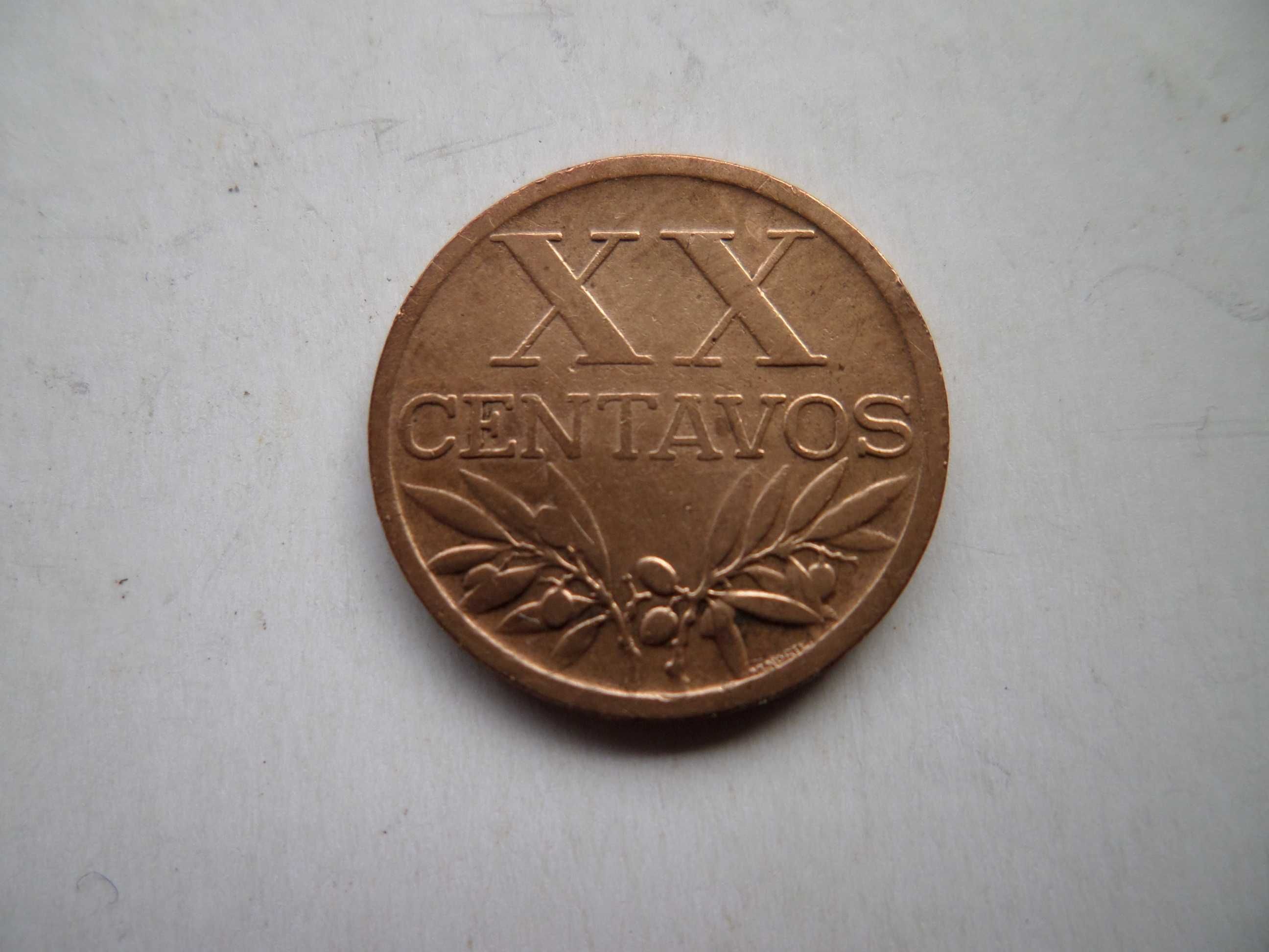 Moeda XX Centavos  1951