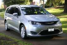 2017 Chrysler Pacifica Touring Plus