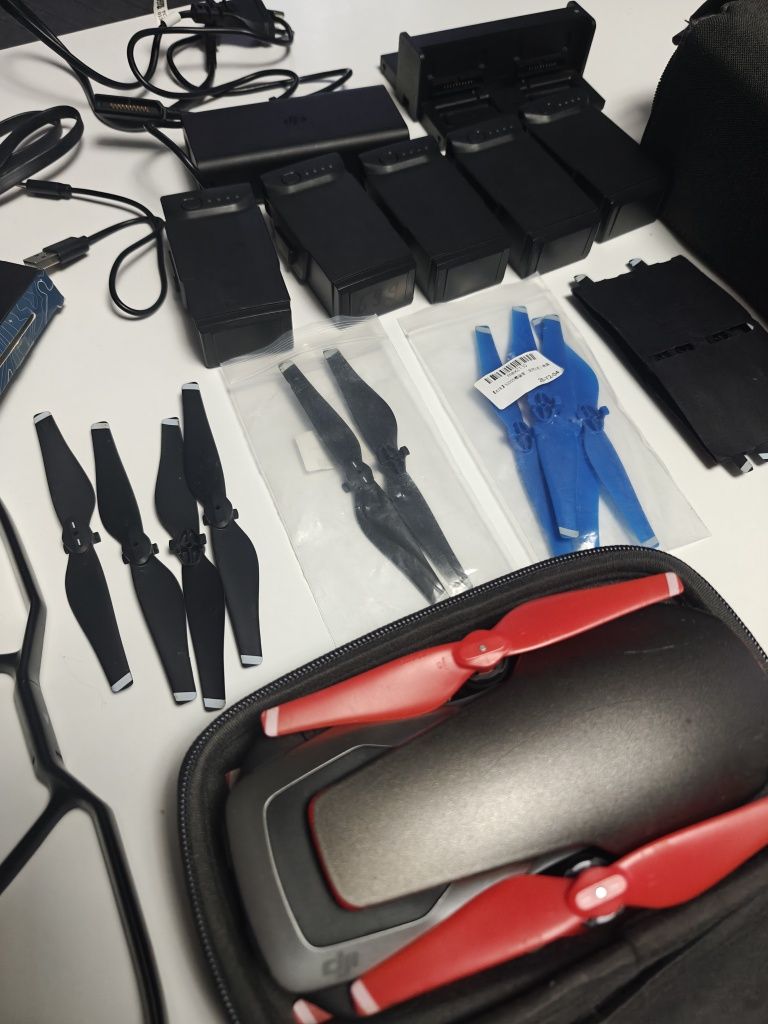 DJI Mavic Air Fly More Combo Red 5 bateri