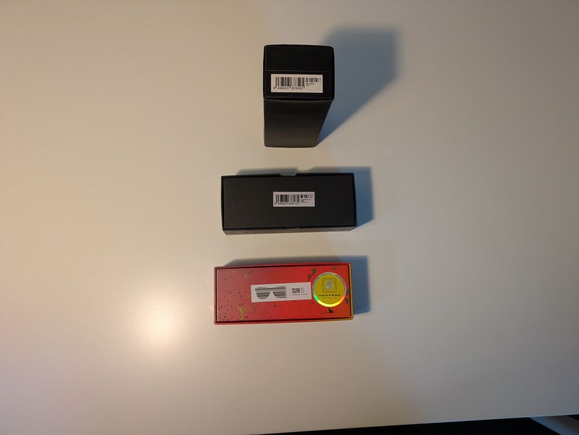 Coleção Óculos de Sol Hawkers + Skoda