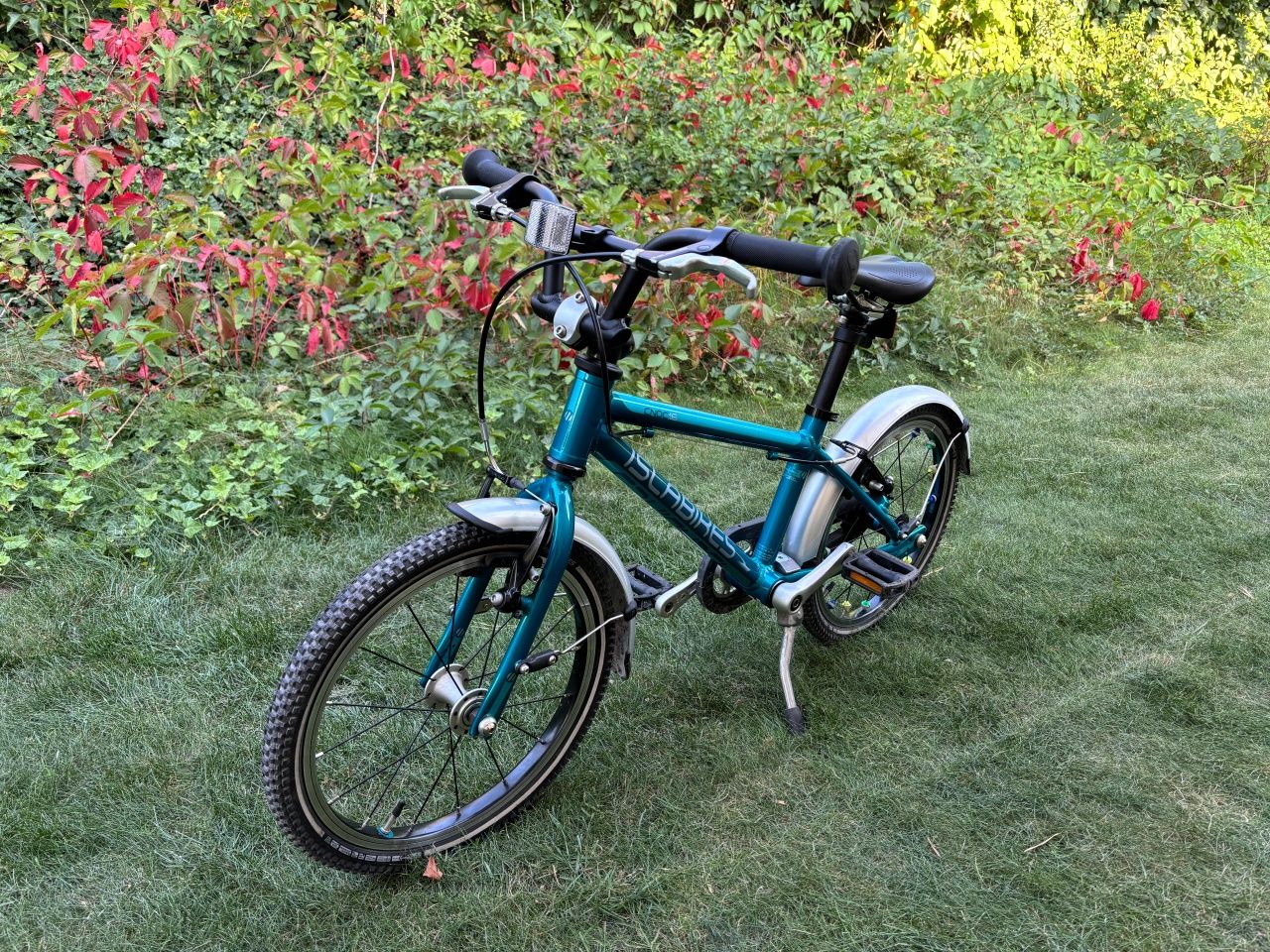 Islabikes Cnoc 16 rowerek dziecięcy jak Woom