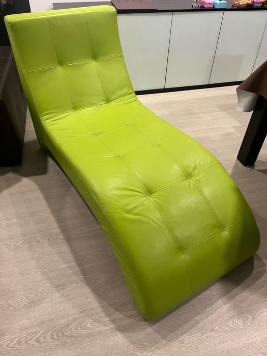 Chaise longue verde