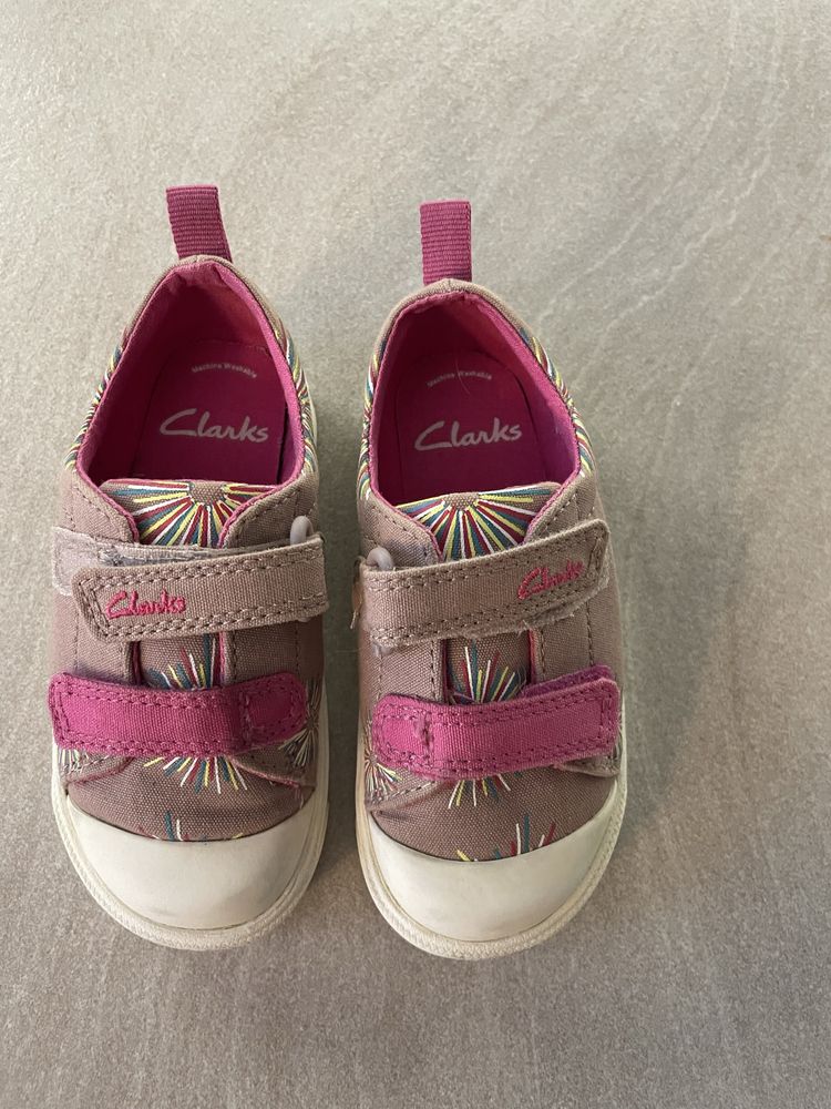 Trampki dziewczece clarks