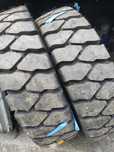 Шини навантажувача 8,15-15,19.5L-24,300-15,18.4-28, 15-19.5