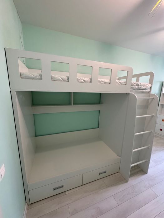 Продам меблі в дитячу кімнату разом або окремо