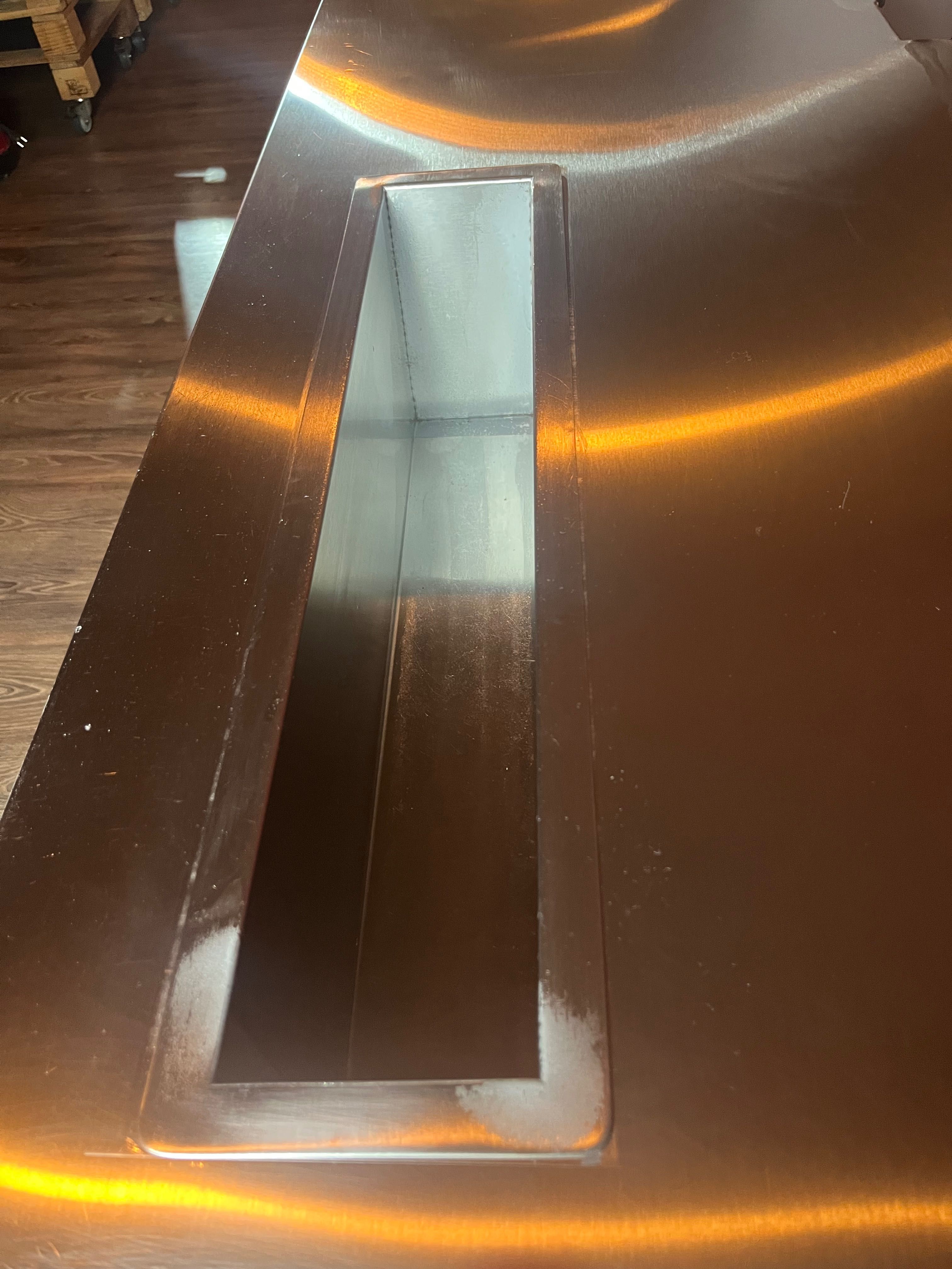 Bancada inox prateleiras cuba gelo e suporte para bebidas bar