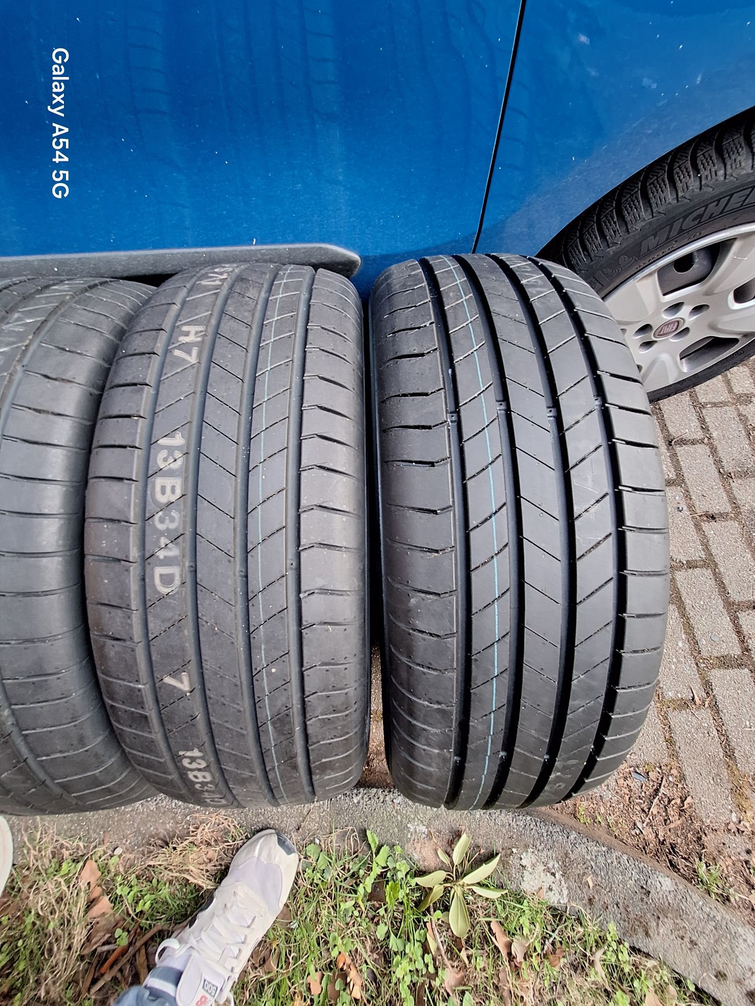 Продам новые шины Kumho 215 60 17 2024