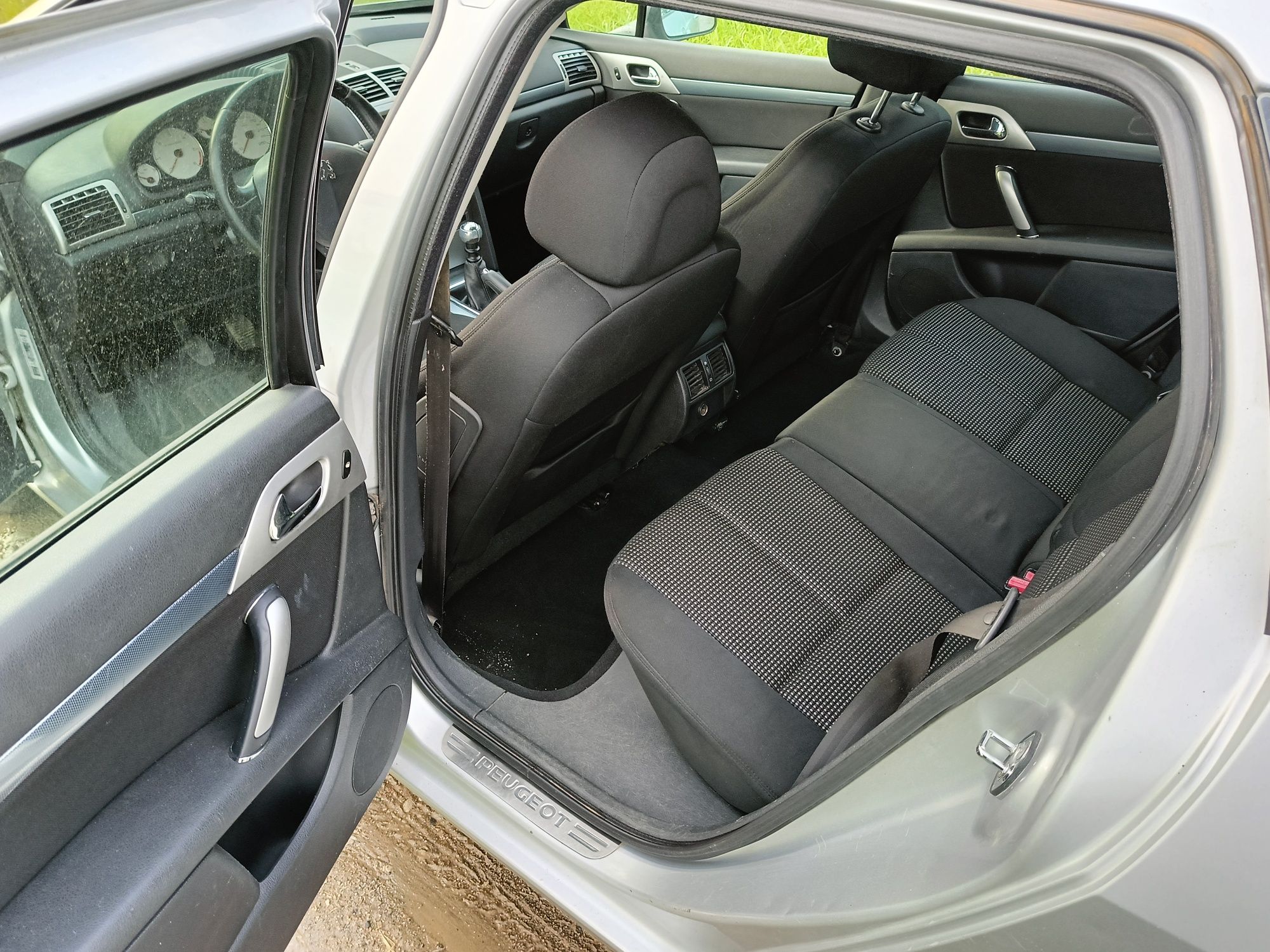 Peugeot 407 2.0 HDI (Webasto/2 komplety kół)