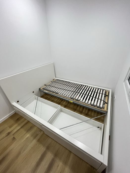 Cama de Casal com Arrumação – Excelente Estado