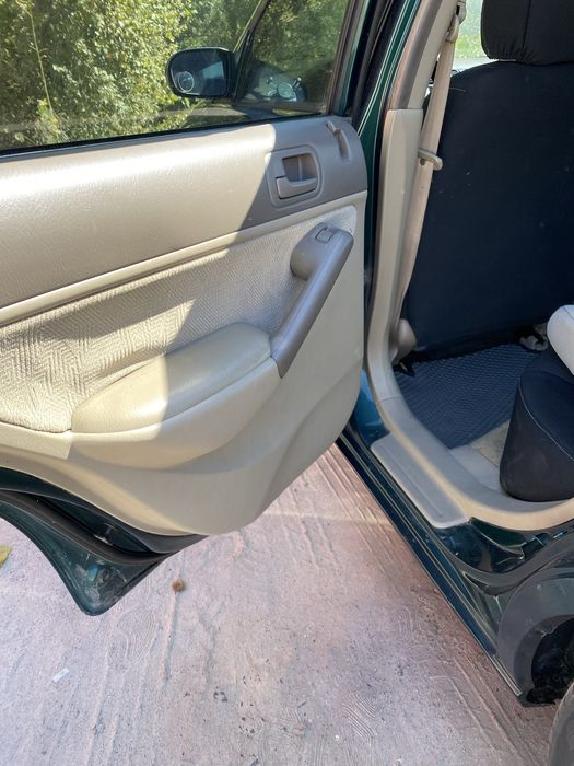 Honda civic 2001 1.7i AT( 120 к.с.)