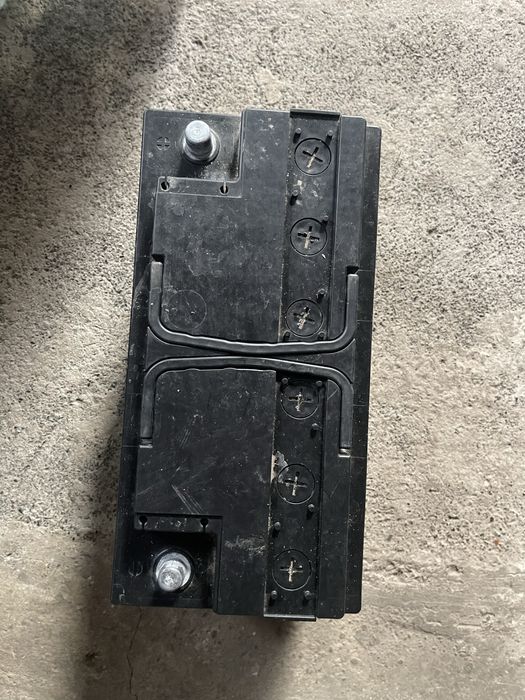 Акумулятор 100/850а