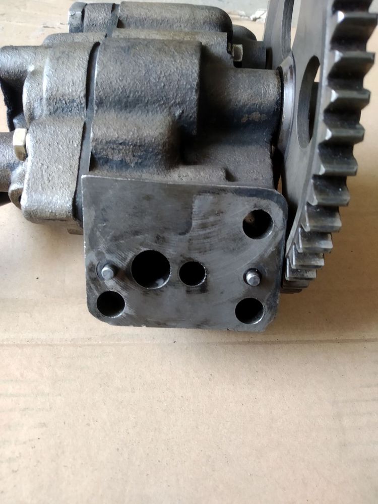 Масляний насос Урал 4320