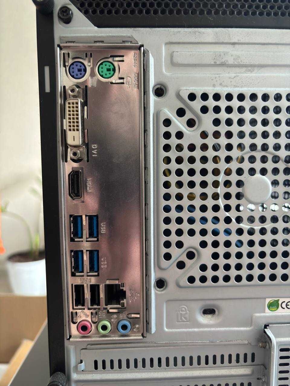 Компʼютери для роботи: AMD 3000G, 8GB RAM, 120SSD монітор, переферія