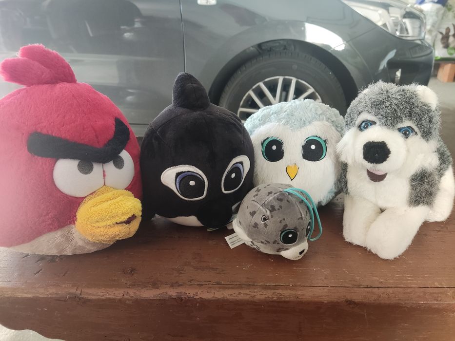 Vários tipos peluches
