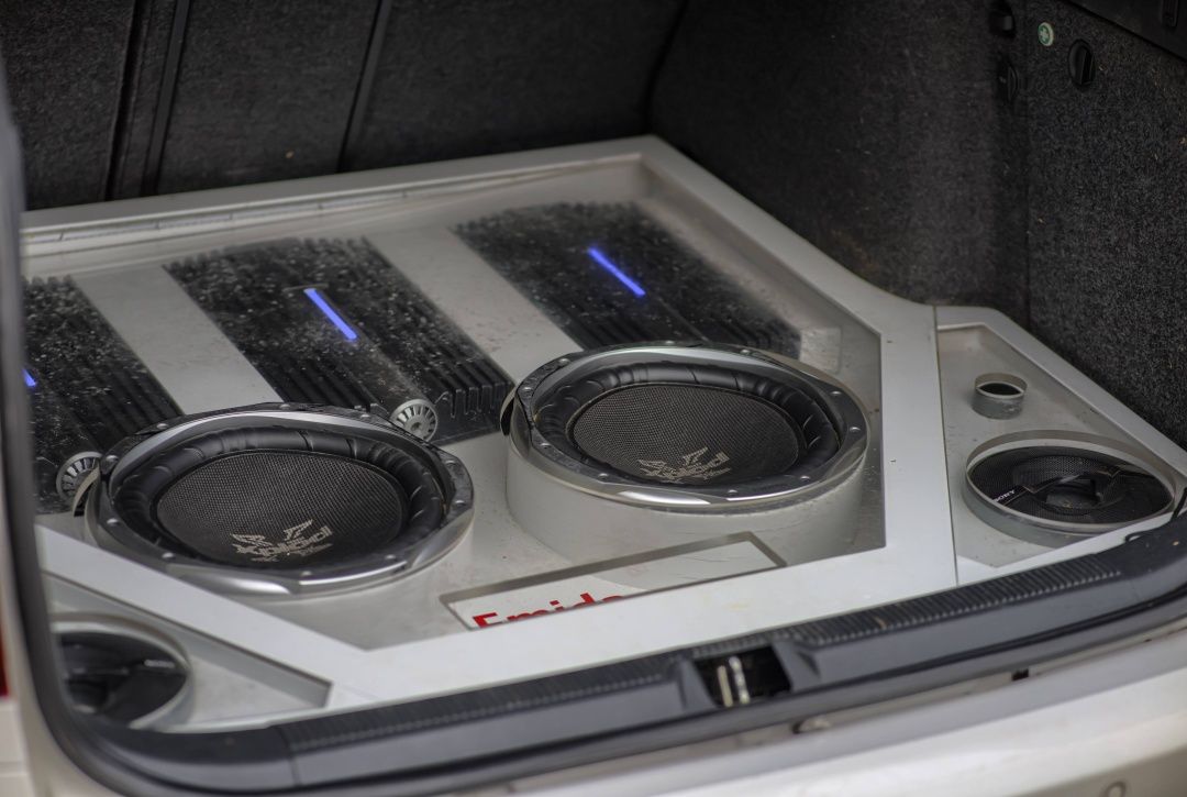 Skoda Octavia vRS. System Sony Xplod