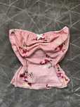 Różowy top bandeau w kwiaty
