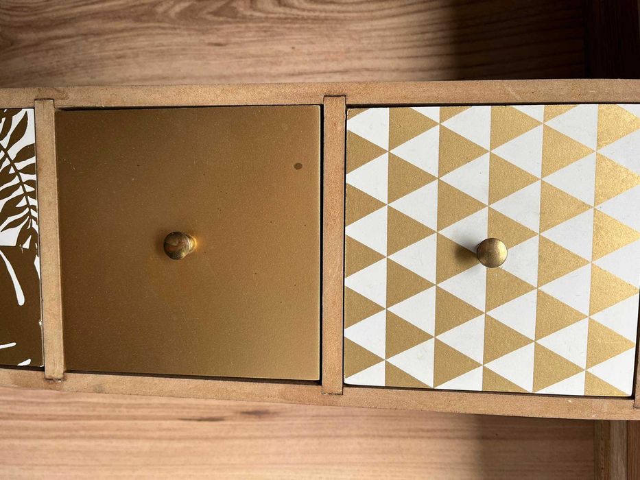 Komódka stojąca mini komódka na drobiazgi dekoracja drewniana złota