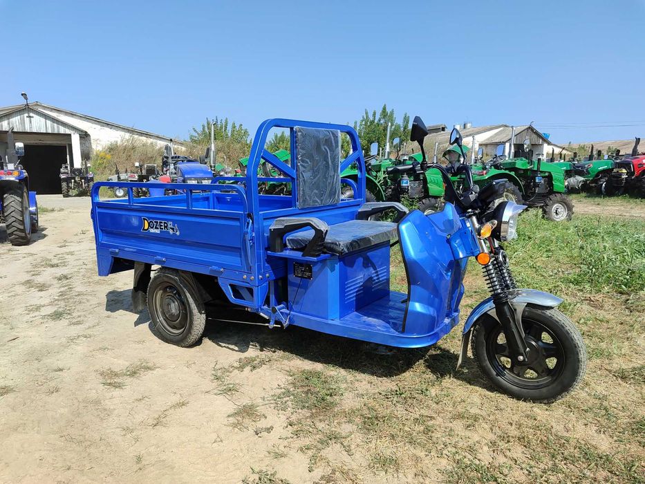 Аккумуляторный трицикл Дозер 1200Е груз до 650кг