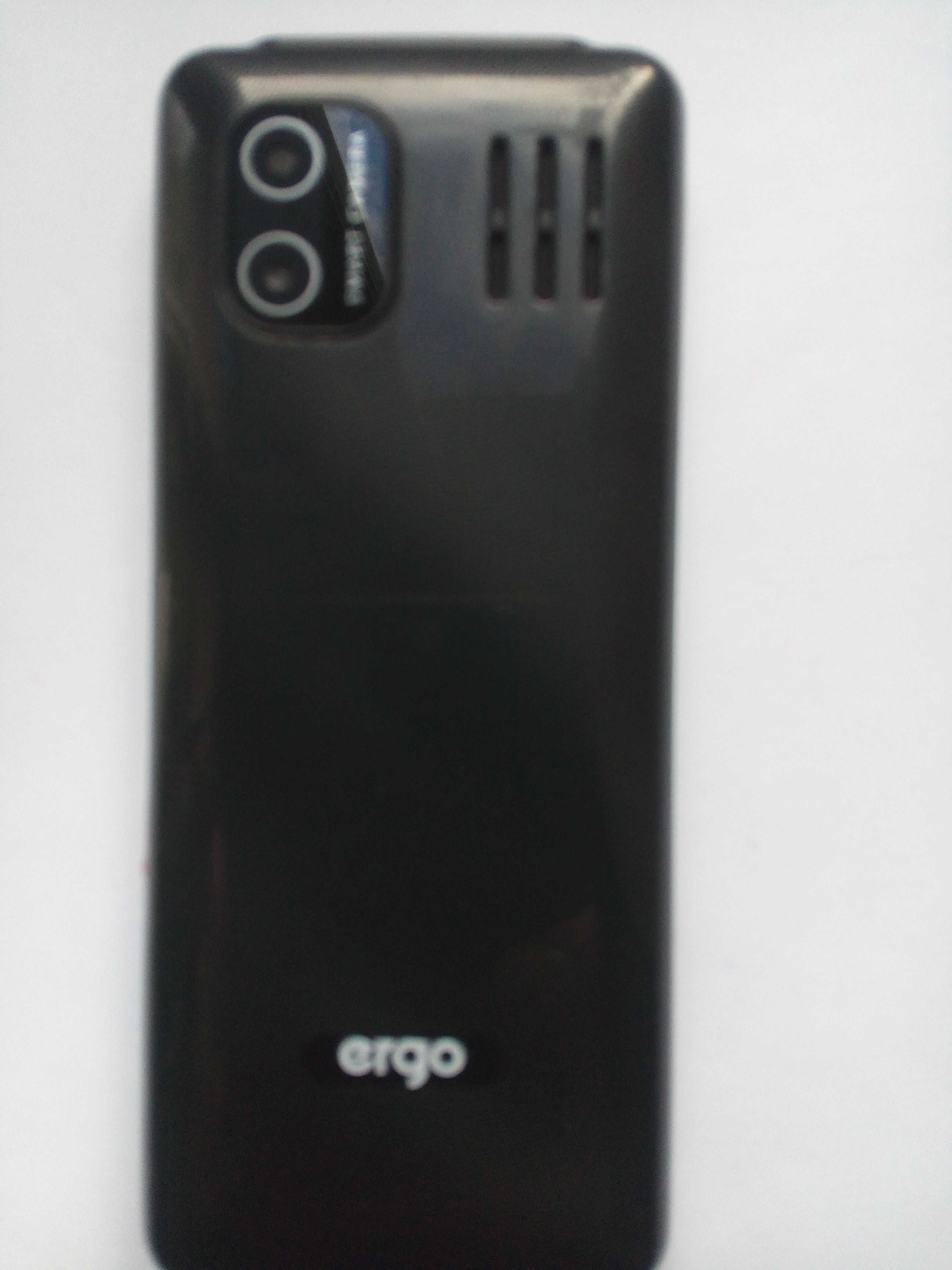 Мобильный 64 GB телефон Ergo Dual Sim Black
