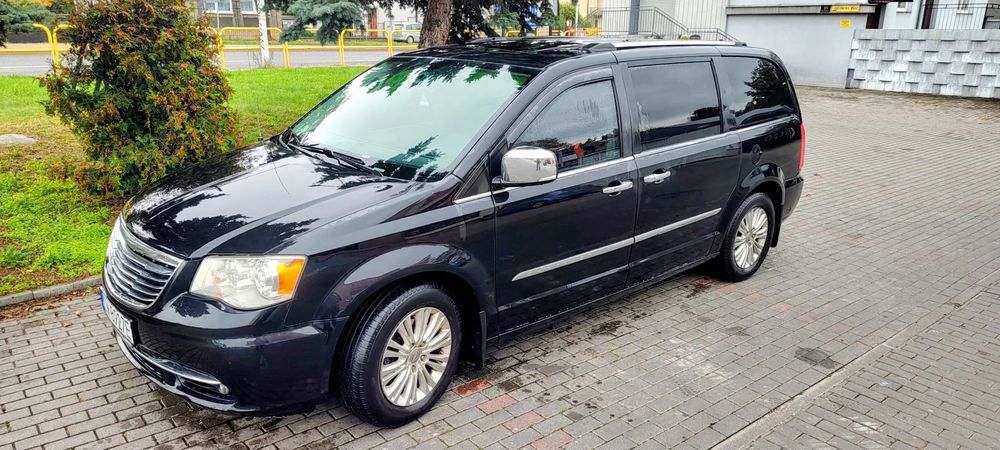 Chrysler Town & Country Chrysler Town and Country Limited
