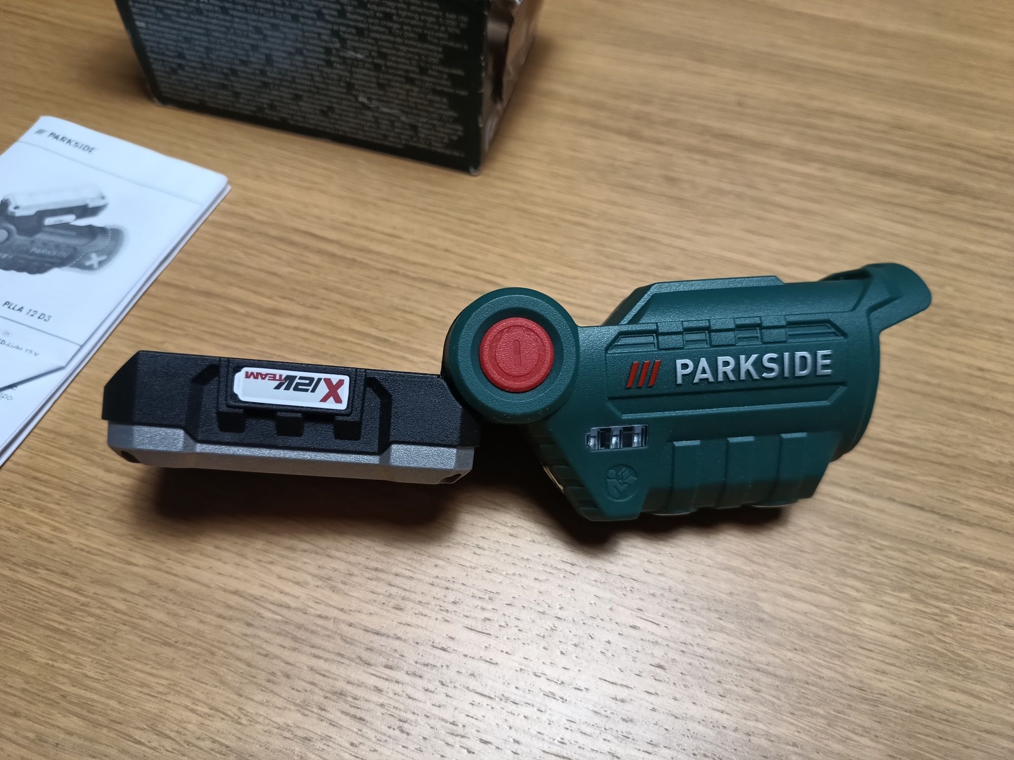 Nowa latarka Parkside PLLA 12 D3 LED