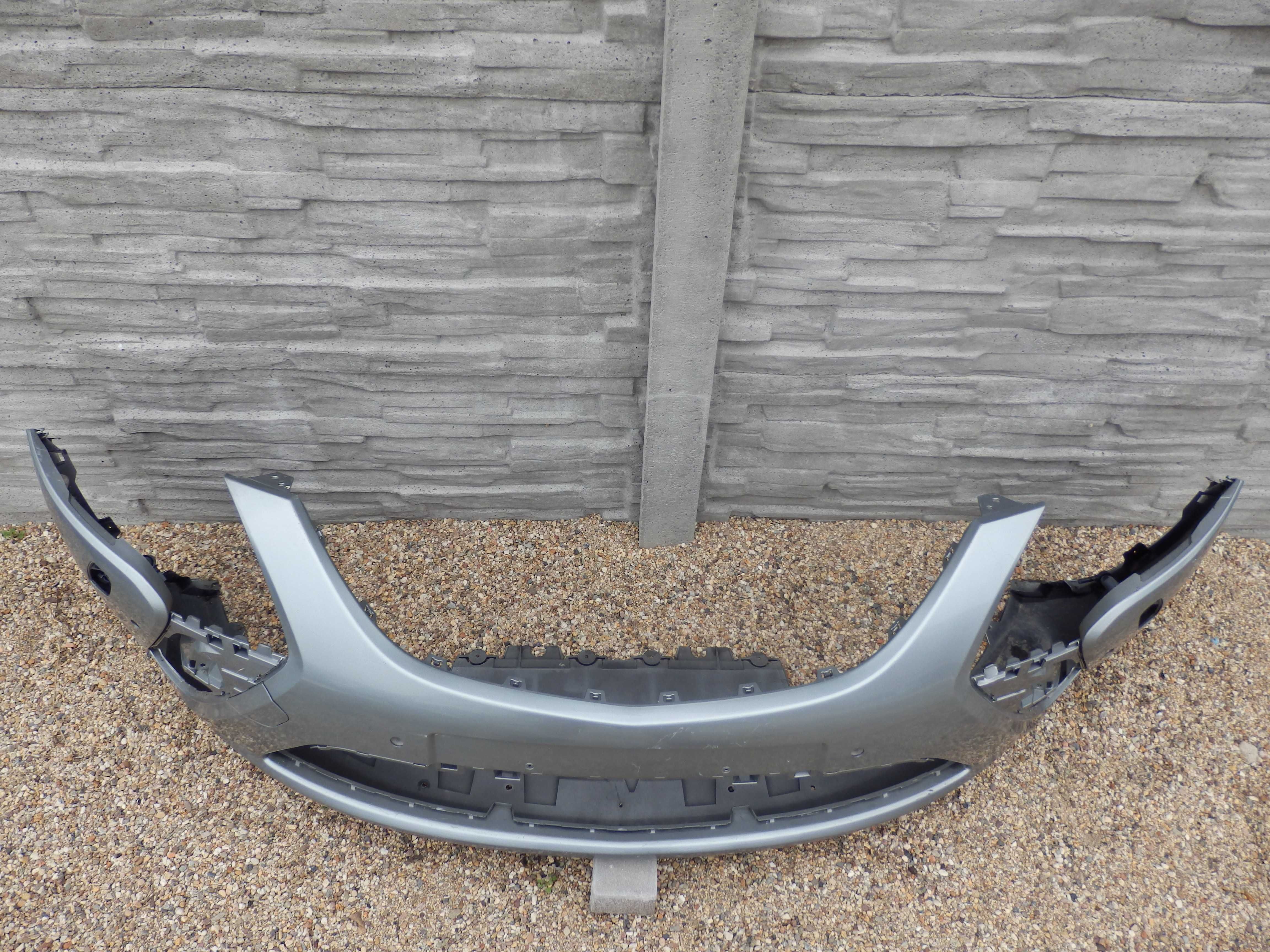 Opel Zafira C Zderzak Przedni Przód 4XPDC Xenon Spryski 12-16