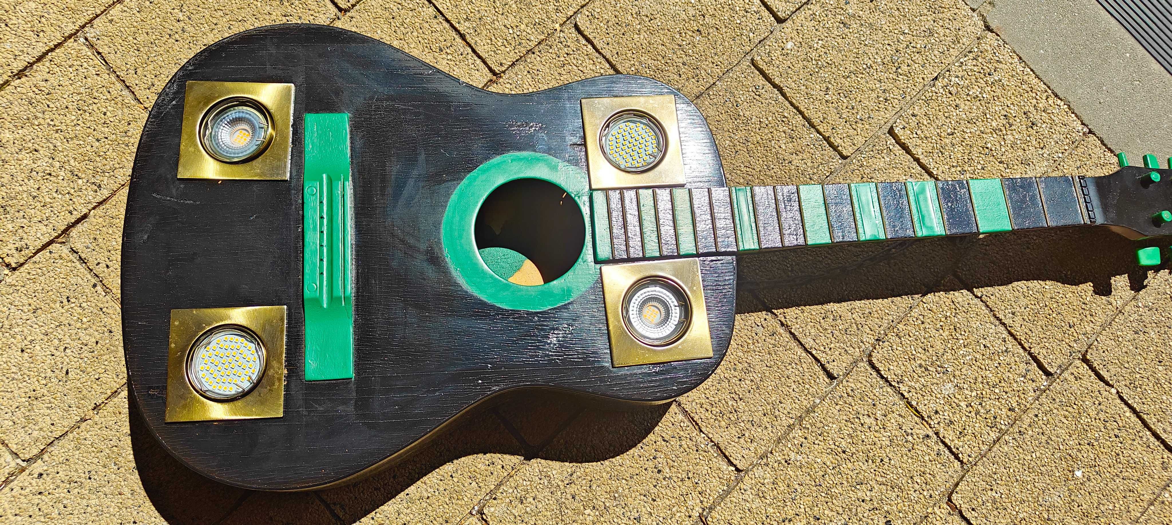 Lampa sufitowa, lampa gitara, lampa młodzieżowa