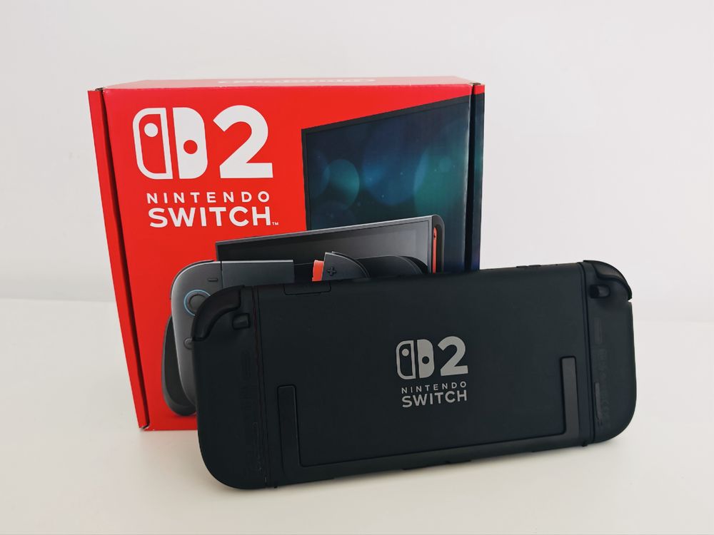 Nintendo Switch 2 + Extras