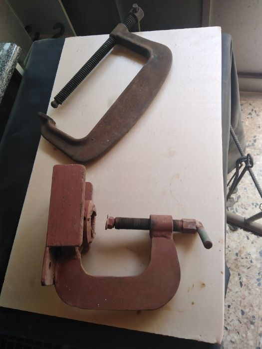 Grampos e outros objectos