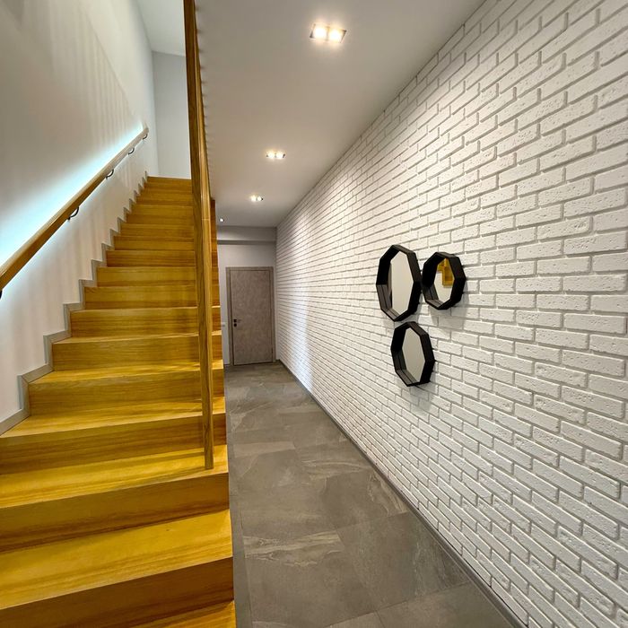 ДОМ Новоалександровка 188 м2  с басейном