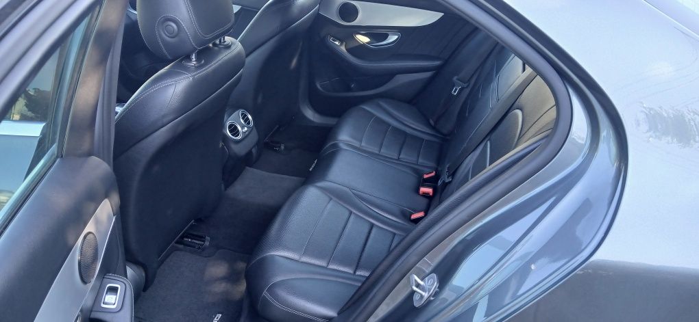 Mercedes c200 amg 2143cc caixa automática 9G