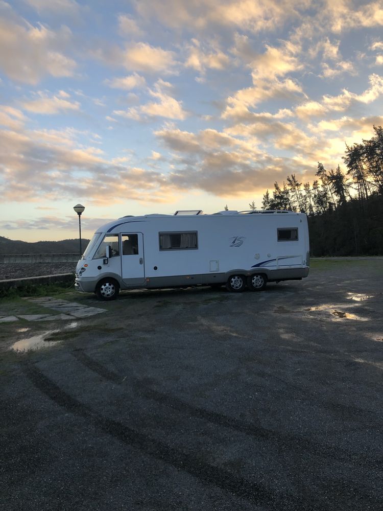 Autocaravana brustner  (pesados )  8,5m