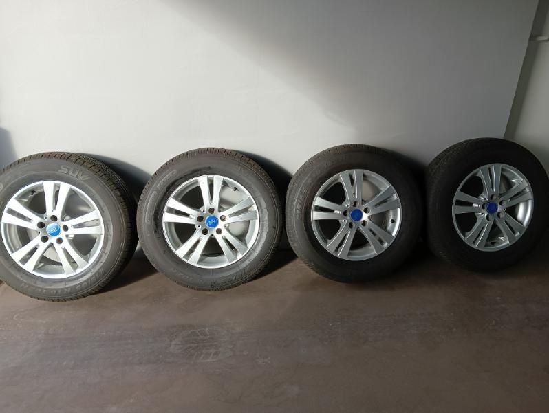 SPRZEDAM koła na felgach aluminiowych