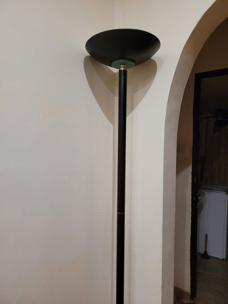 Lampa stojąca metalowa