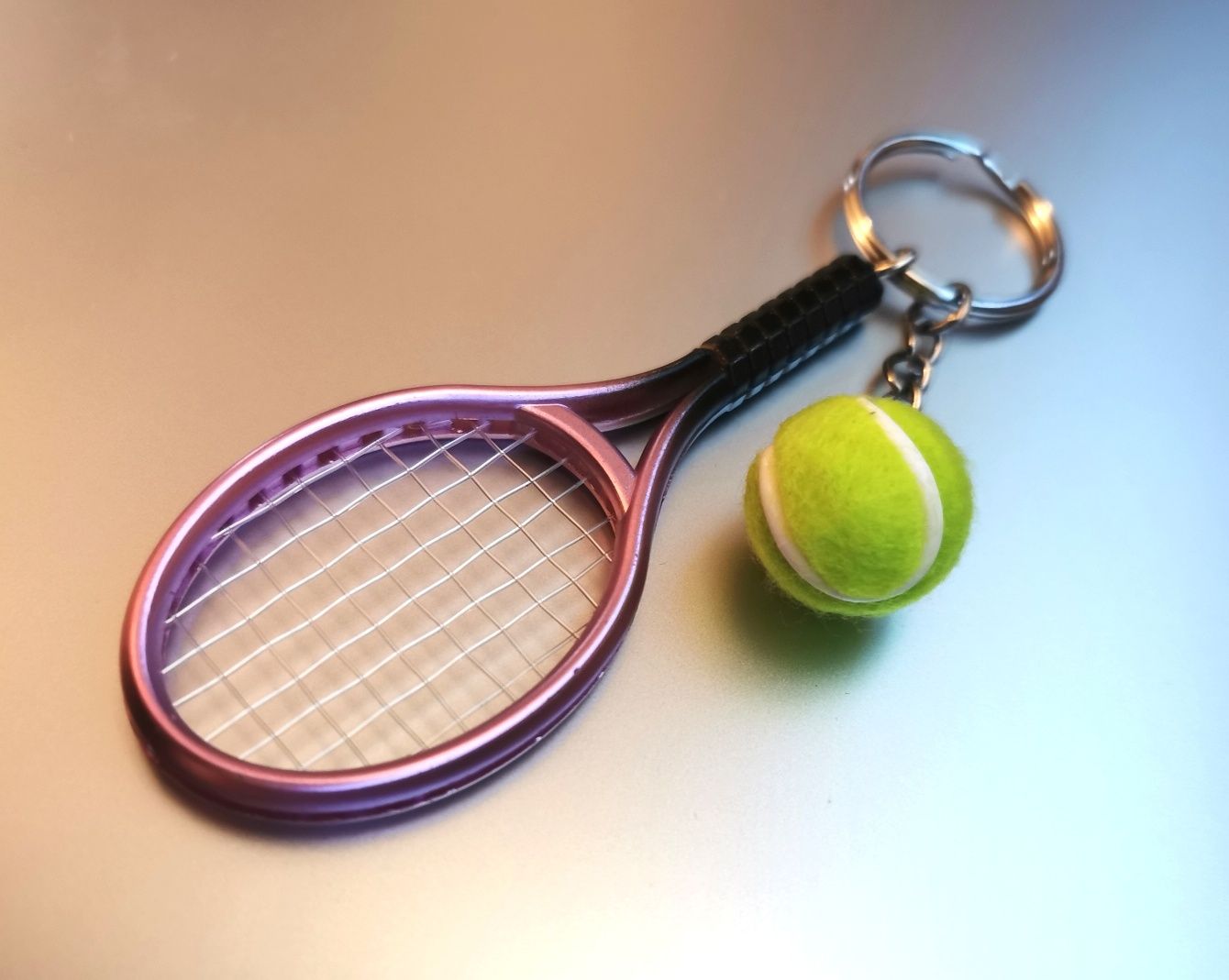 Nowy breloczek zawieszka Tenis rakieta