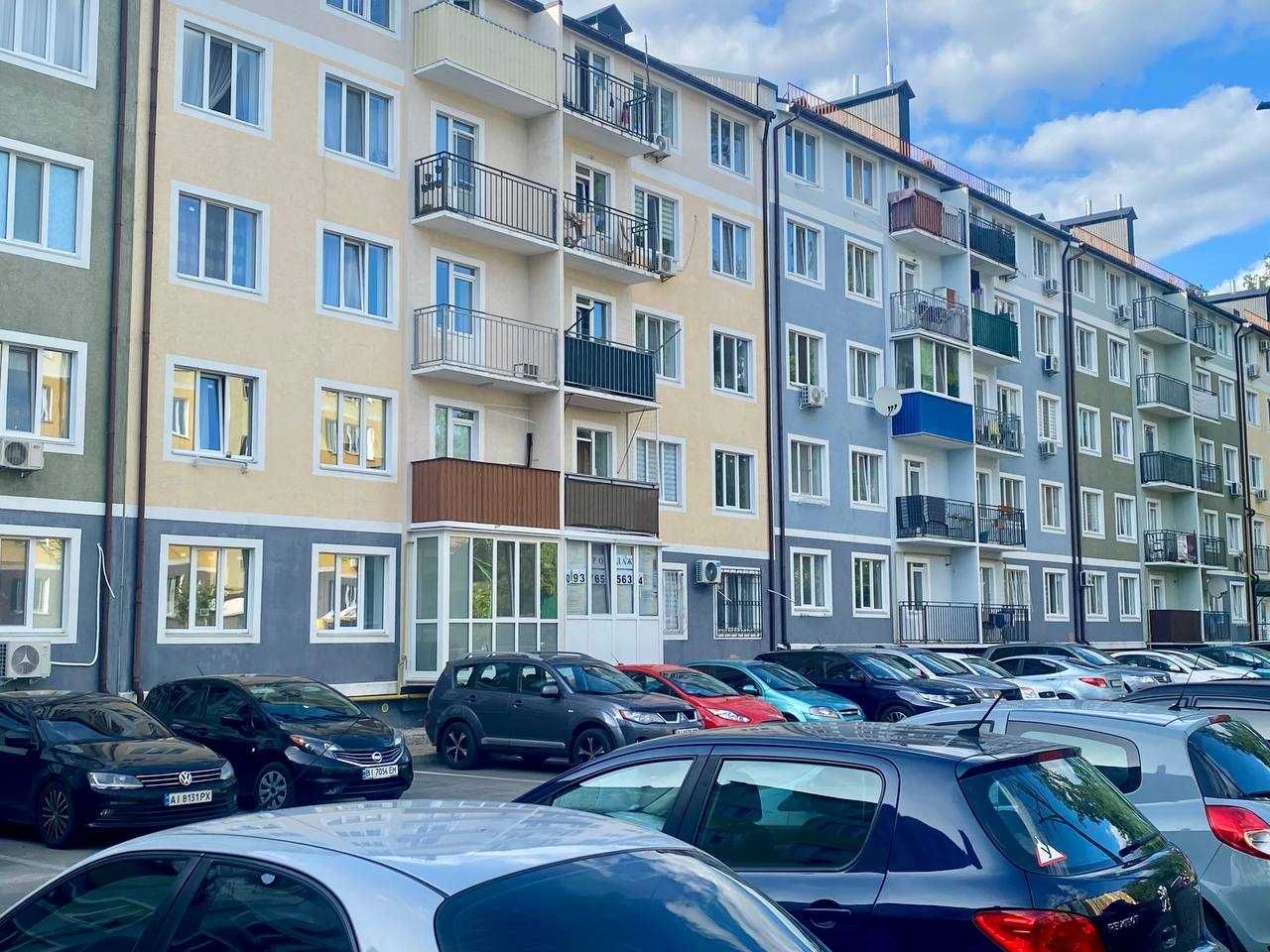 Однокімнатна квартира з частковим ремонтом