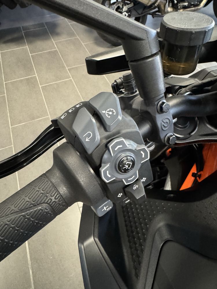 Ktm 1390 Super Duke Evo