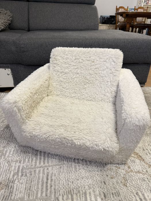 Fotelik rozkladany pluszowy Jysk Monstrup