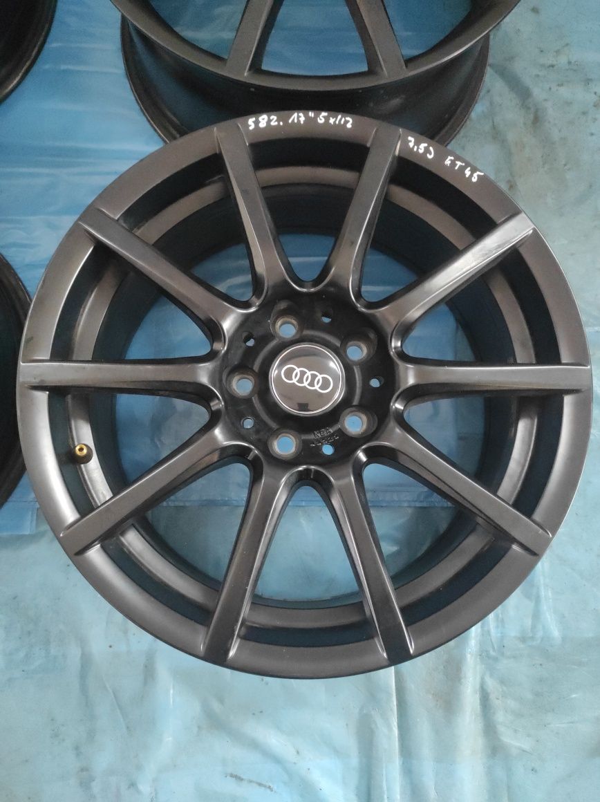 582 Felgi aluminiowe AUDI R 17 5x112 Bardzo Ładne CZARNE