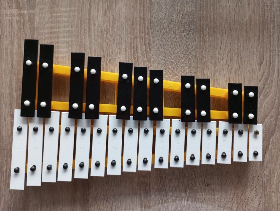 Cymbałki szkolne, Dzwonki chromatyczne 27 tonowe