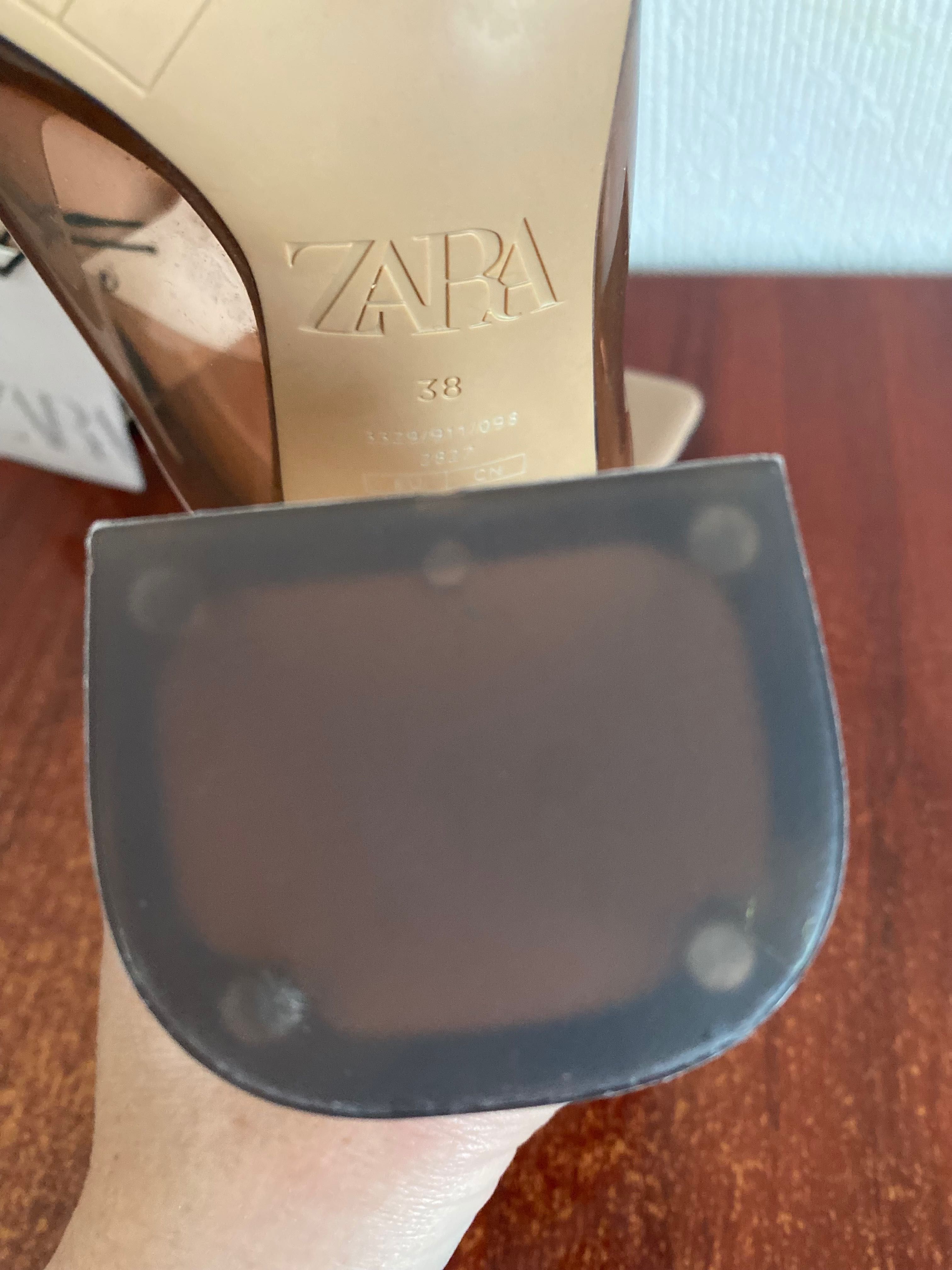 Продам босоніжки  ZARA