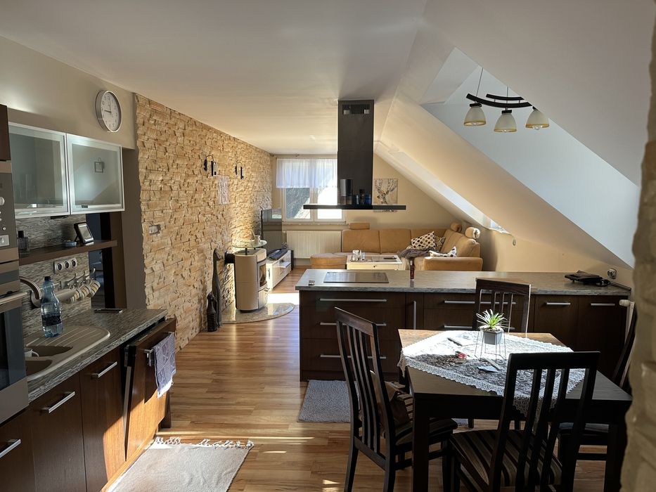 Swornegacie nad jeziorem Dom mieszkalny Pokoje na wynajem Gastronomia