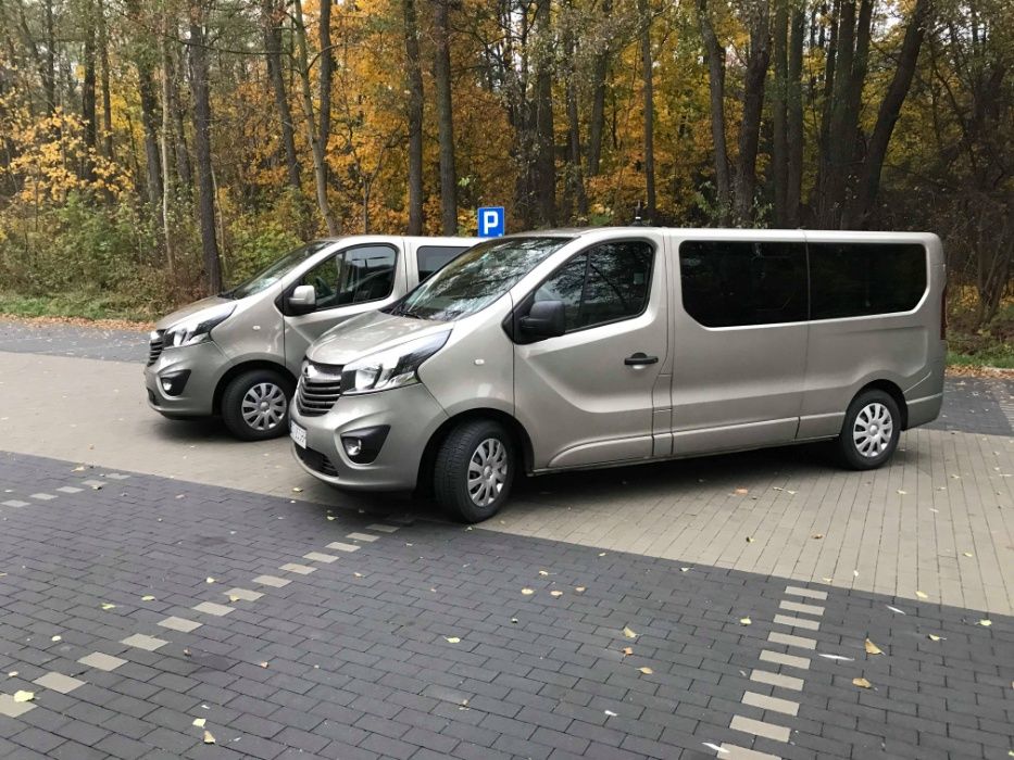 Wynajem komfortowe autokary nowe busy Toruń przewozy TORUNSKIBUS.PL