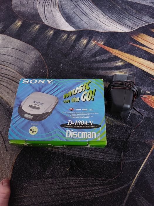 Discman Sony z zasilaczem