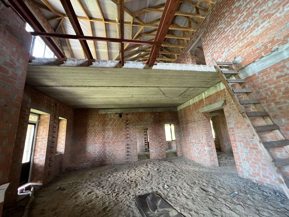 Продам дом в Обуховке "Серебряный Бор"