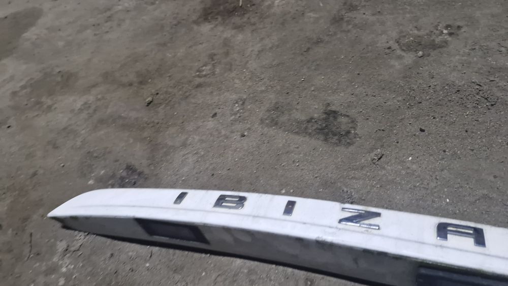 Blenda klapy bagażnika seat Ibiza 4 6j kombi lb9a