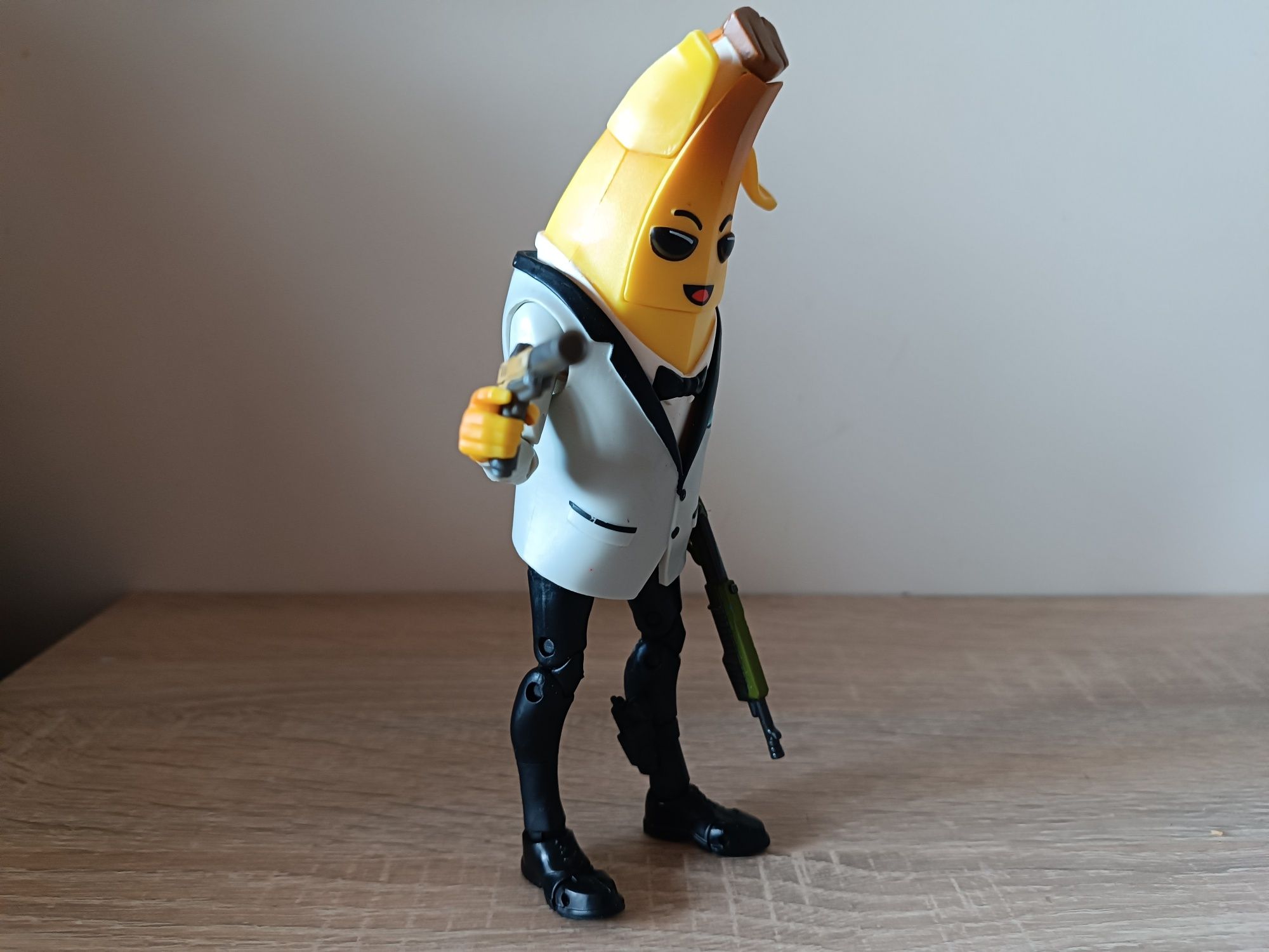 Fortnite Agent Peely 6 Inch Action Figure